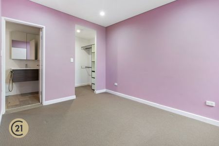 Modern 2 Bedroom Unit in An Ideal Location - Photo 5