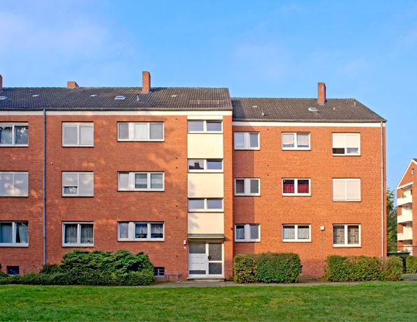 Demnächst frei! 4-Zimmer-Wohnung mit Balkon in Oldenburg-Osternburg! - Photo 1