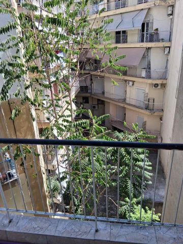 Διαμέρισμα για ενοικίαση Κέντρο (Χαριλάου) - Photo 4