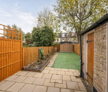 3 bedroom terraced house to rent - Photo 2