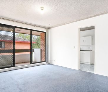 2 Bedroom Unit - St Marys CBD ! - Photo 4