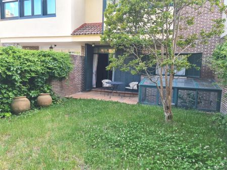 Piso de alquiler en Calle Playa de Sangenjo, 32, El Pinar - Punta Galea - Photo 2