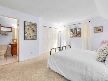 Beautiful Tudor-Style Home - Photo 3