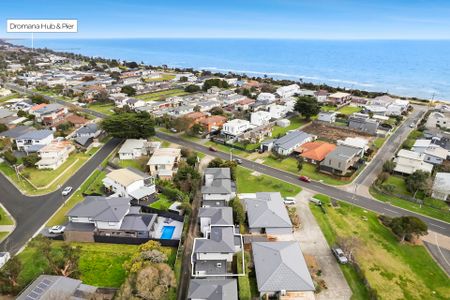 Unit 4/24 Dromana Parade, Safety Beach. - Photo 3