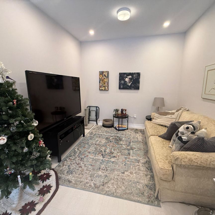 For Lease - 87 Ballinora Lane, Stittsville - Munster - Richmond, Ontario - Photo 1