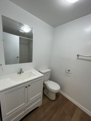 135 West Street, Orillia - Photo 5