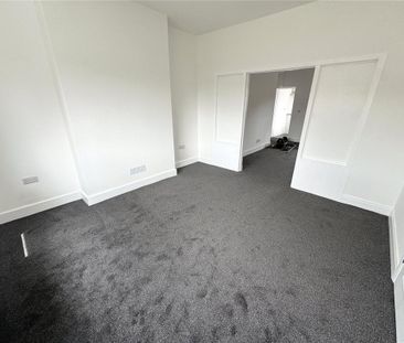 3 bedroom end of terrace house to rent - Photo 1