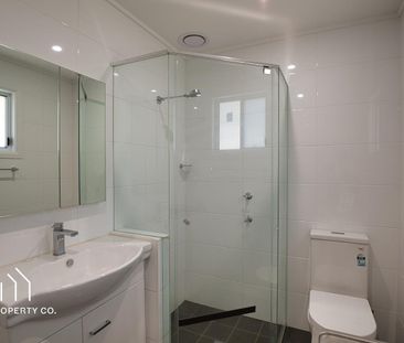 Well Presented & Conveniently Located - Photo 5