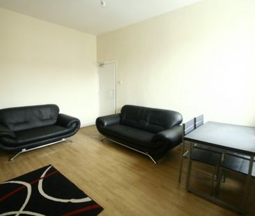 3 Bed - Simonside Terrace, Heaton, Ne6 - Photo 2
