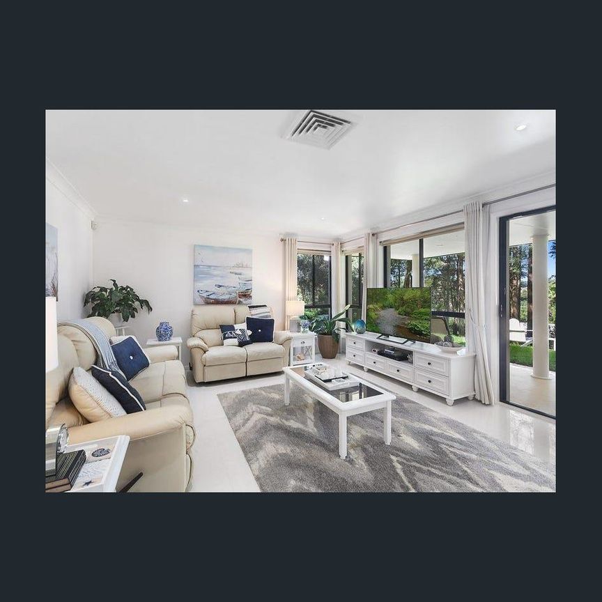 Secluded Grandeur - Photo 1