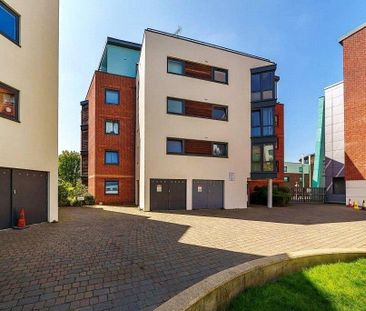 2 bedroom flat to rent - Photo 3