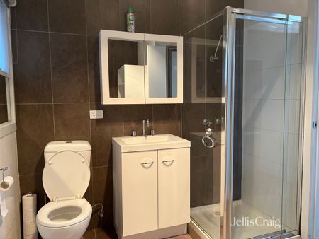 1/97 New Street, South Kingsville VIC 3015 - House For Rent | Domain - Photo 2