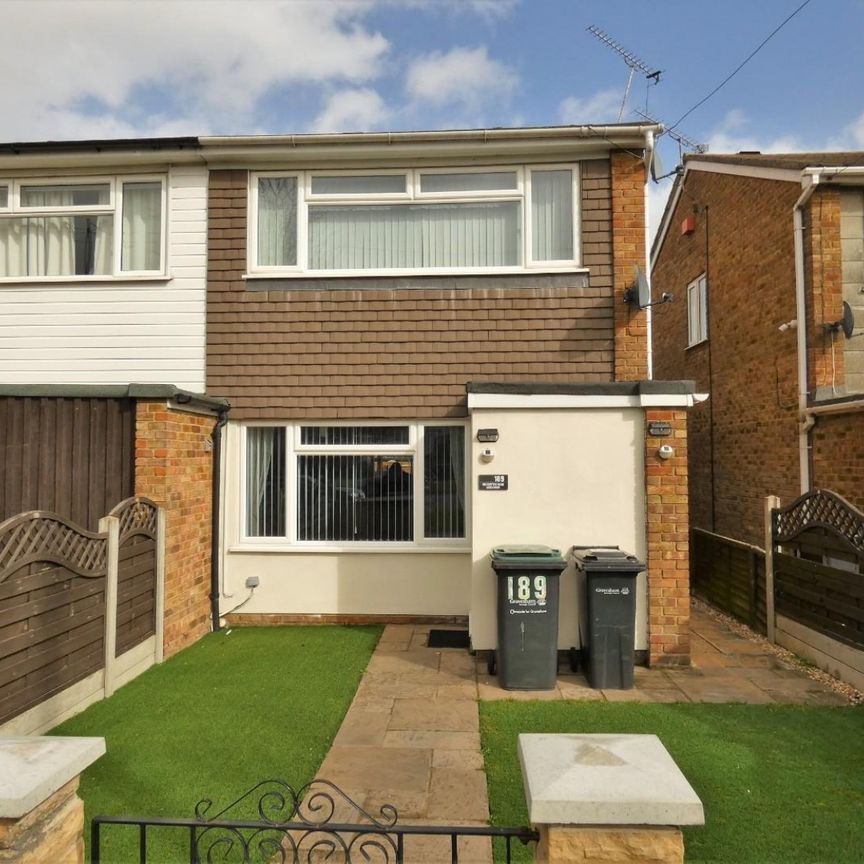 Rochester Road, Gravesend, Kent, DA12 4TN - Photo 1