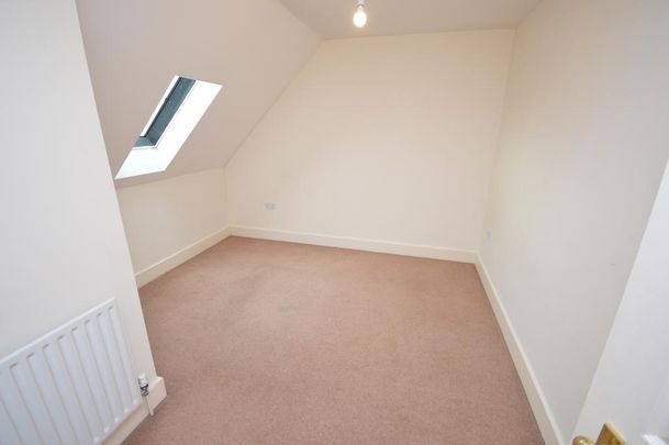 2 bedroom maisonette to rent - Photo 1