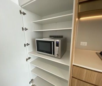 Stylish Living Meets Ultra Convenience - 2 BED - Photo 4