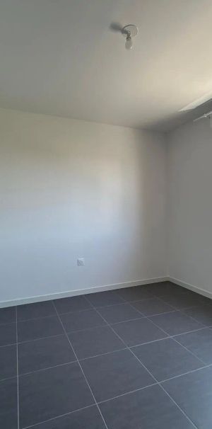 Appartement à louer 1 pièce 33.5m² - Photo 1