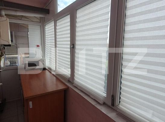 Apartament 3 camere,AC, centrala termica, Zona Calea Severinului - Fotografie 1