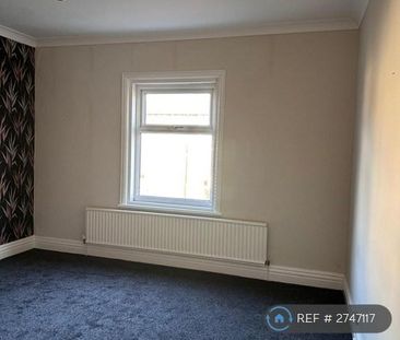 3 bedroom detached house to rent - Photo 3
