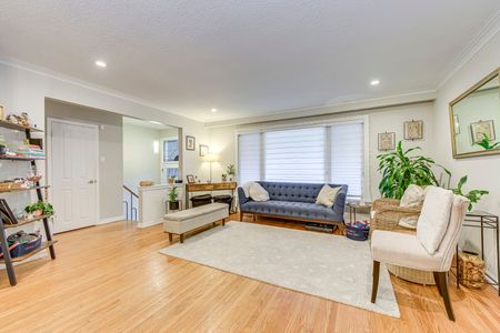 For Lease - 52 Decarie Circle, Toronto, Ontario - Photo 5