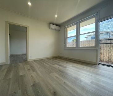 FULLY RENOVATED STYLISH TWO BEDROOM UNIT - Photo 1