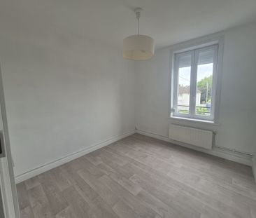 Location Maison 4 pièces 101m² RAISMES 59590 - Photo 2