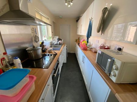 *£102 PPW* Beeston Road, Dunkirk, NG7, Nottingham - Photo 2