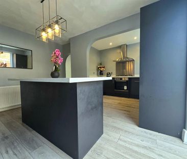 3 bedroom semi-detached house to rent - Photo 4