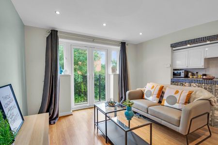 1 bedroom flat to rent - Photo 2