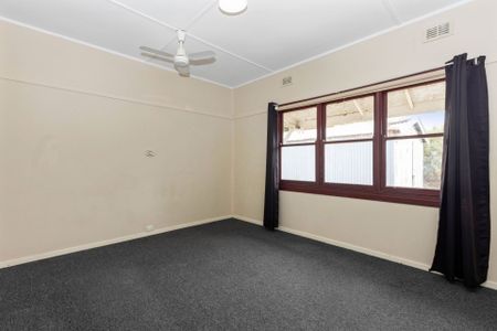 2 Napier Street, Renown Park - Photo 4