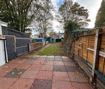 3 bedroom terraced house to rent - Photo 6