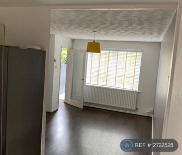 2 bedroom semi-detached house to rent - Photo 3