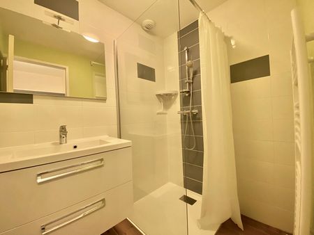 Location maison 4 pièces, 89.00m², Saint-Berthevin - Photo 5