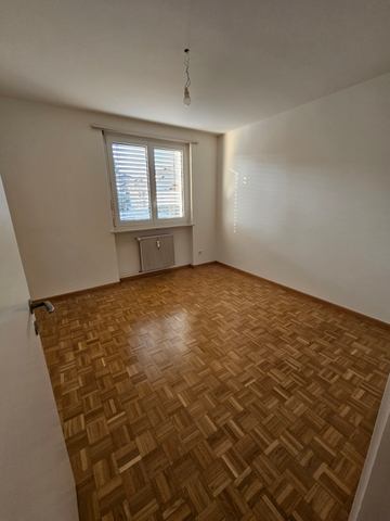 Grosszügige 3-Zimmerwohnung an der Birs - Foto 2