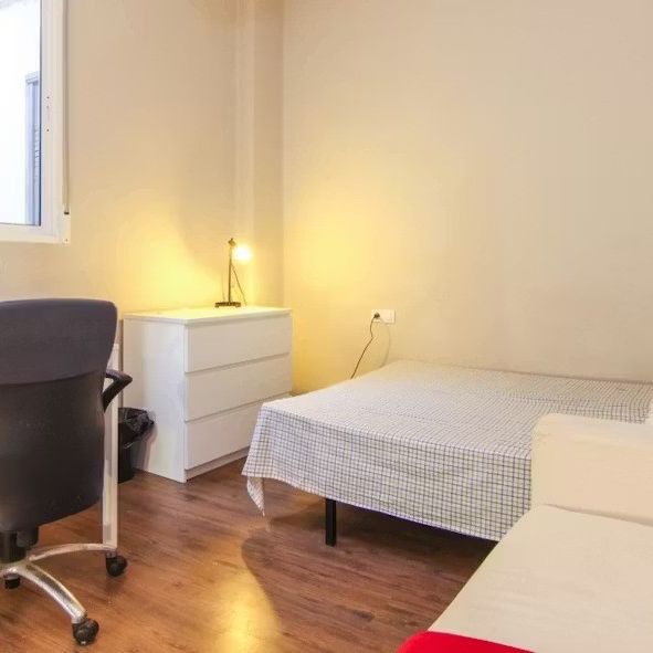 Carrer de les Garrigues, Valencia, Valencian Community 46001 - Photo 1