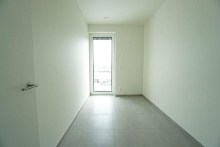 Dit drieslaapkamerappartement is gelegen aan de Nieuwe Dokken en is een toonbeeld van duurzaamheid. - Foto 4