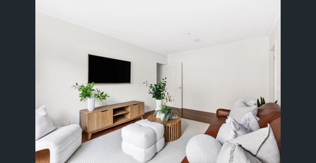 Low-Maintenance Living, Blue-Chip Location - Photo 1