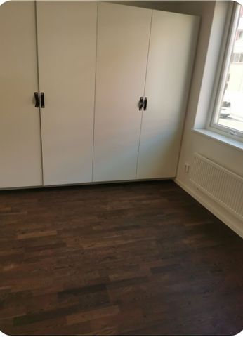 Nynäsvägen, Nynäshamn - Photo 2