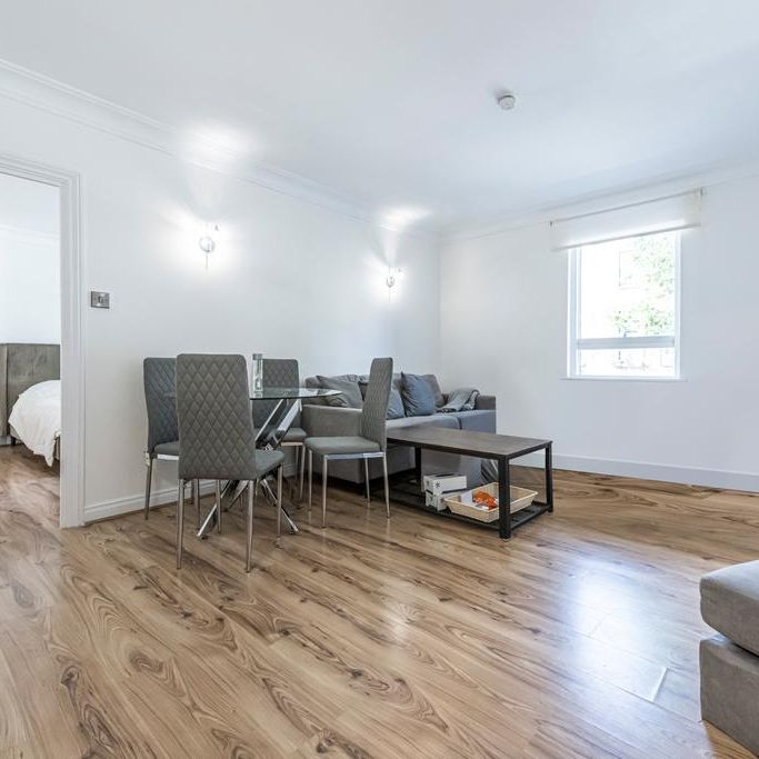 1 bedroom flat to rent - Photo 1