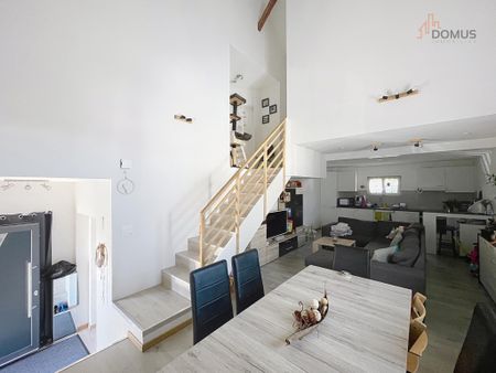 À louer à Courgenay – Appartement rénové avec cachet - Foto 5