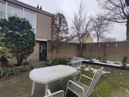 Te huur: Studio Engelsbergenstraat in Eindhoven - Photo 2