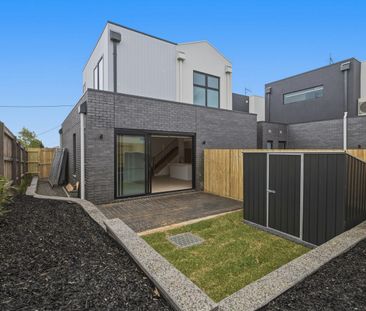 Brand New Style with Effortless Modern Living - Photo 5