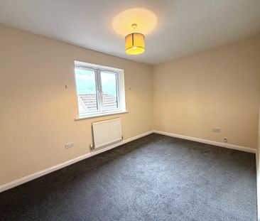 2 bedroom semi-detached to let - Photo 5