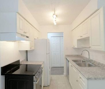 Mandalay Terrace | 325 Ward Street, New Westminster - Photo 1
