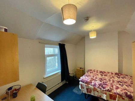 5 bedroom house share to rent - Photo 2