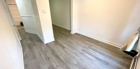 HOMA 3 1/2 complètement rénové à neuf! - Photo 2