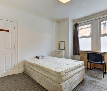 7 bedroom house to rent - Photo 2