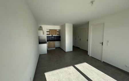 Appartement à louer 2 pièces • 41,91 m2 Challes-les-Eaux - Photo 2