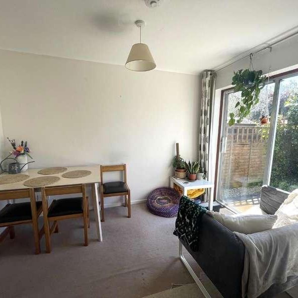 Little Oaks, Penryn, TR10 - Photo 1