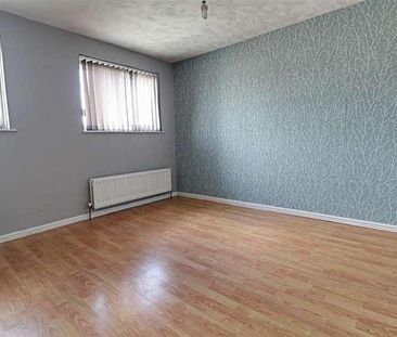 Matlock Road, Lower Farm, Bloxwich, WS3 - Photo 4