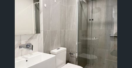 Modern Two-Bedroom Apartment near Monash University - Photo 3